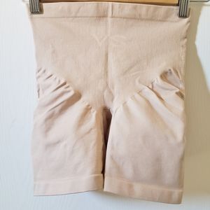 Victoria's Secret Smoothing Undergarment